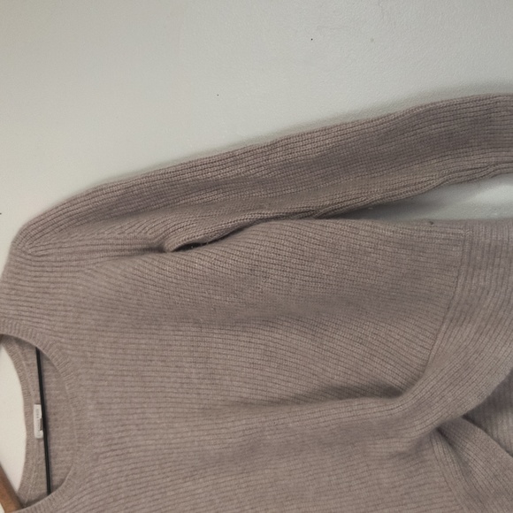 Garnet Hill Oatmeal Beige 100% Cashmere Twist Front Chunky Knit Sweater Sz Large - Picture 14 of 17